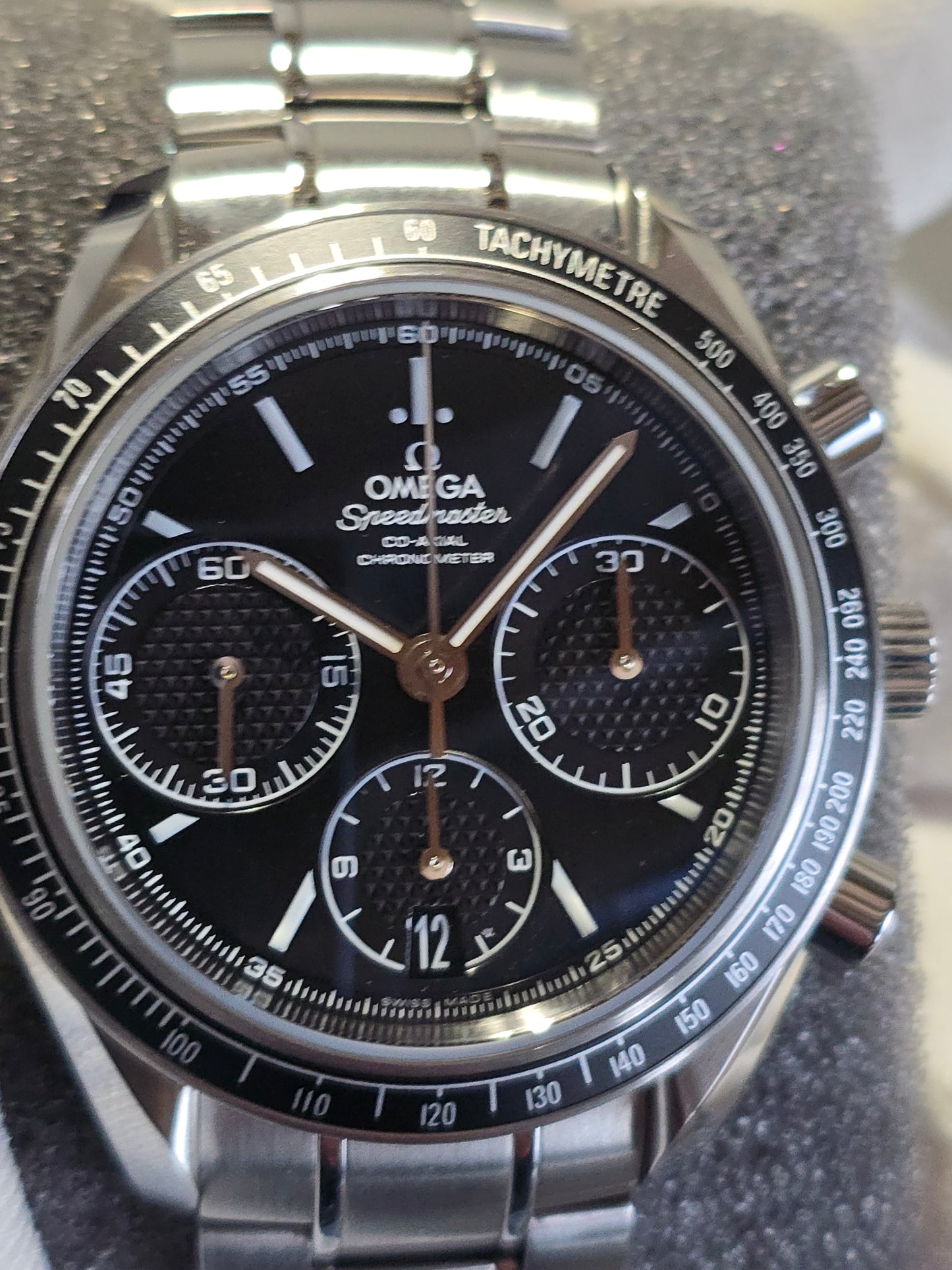 Omega Speedmaster Racing