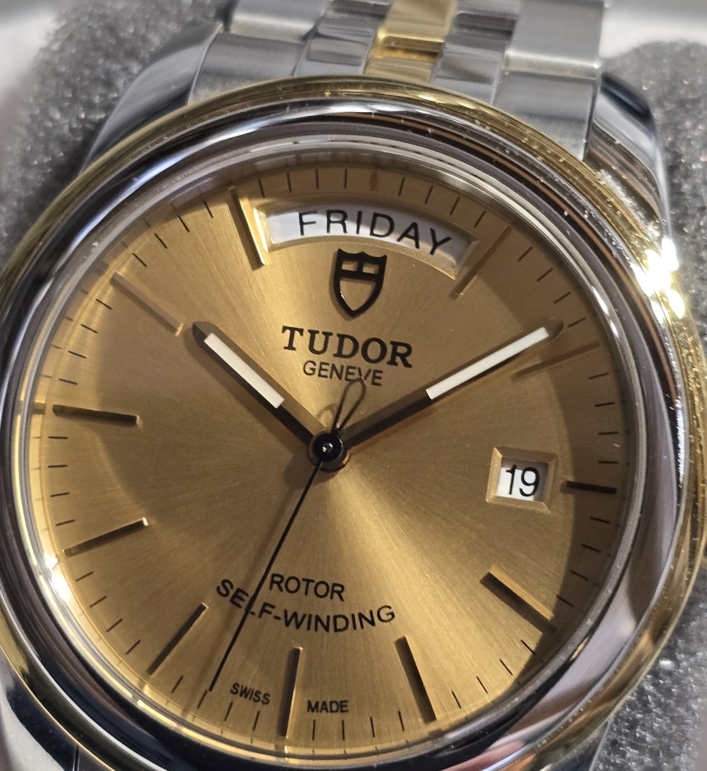 Tudor Glamour Day-Date