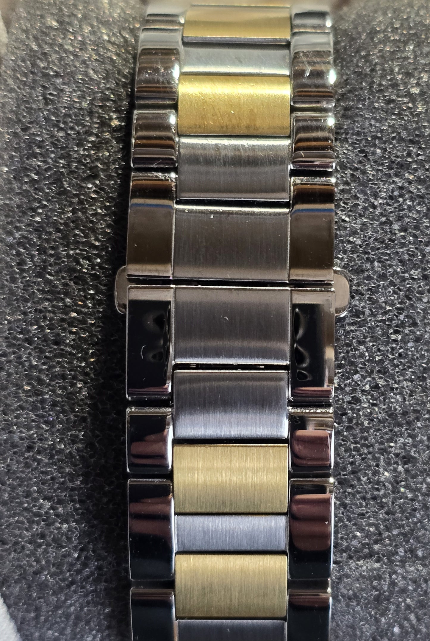 Citizen Arezzo Dual Tone Eco-drive