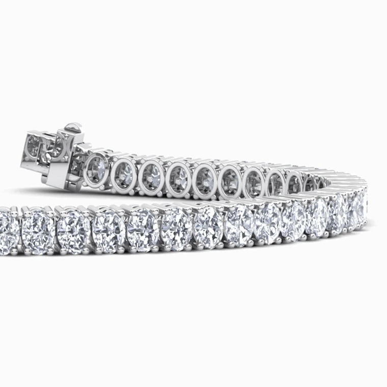 Oval Lab Diamond Bracelet in White Gold (10 Carat)