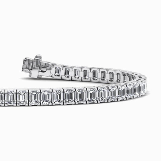 Emerald Lab Diamond Bracelet in White Gold (15 Carat)