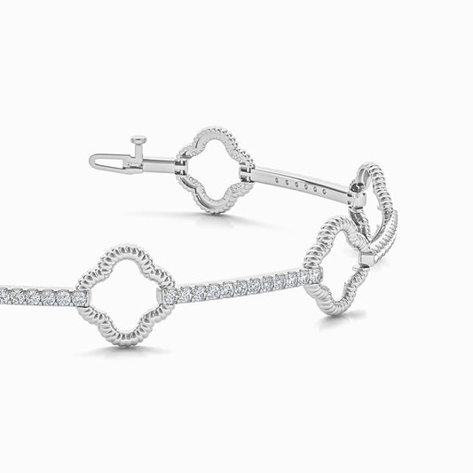 Filigree Clover Lab Diamond Bracelet in White Gold (0.87 Carat)