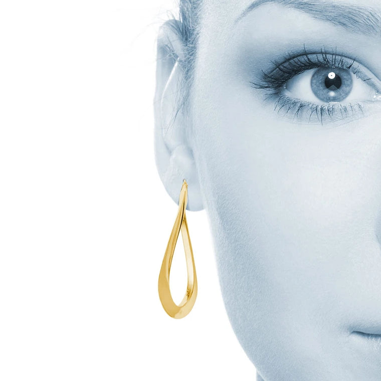 Twisted Oval Hoop Earrings in Yellow Gold
